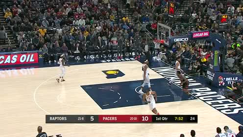 【NBA集锦】反击快攻一马当先 阿奴诺比接球起跳战斧劈扣
