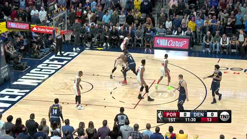 【NBA集锦】甜瓜这是完全不设防？巴顿将军三分首发入网一箭穿心