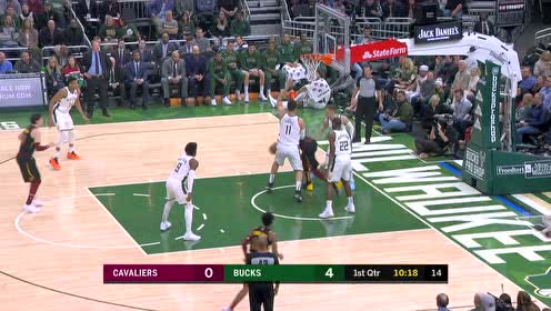 【NBA集錦】湯普森突破勾手打進(jìn) 字母哥三分強勢回敬