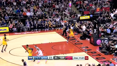 【NBA集锦】装了GPS定位吧 范弗利特弧顶冷血三分射大雕