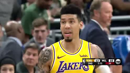 【NBA集錦】沃格爾質(zhì)疑犯規(guī)狂怒 抗議裁判后吃下一T