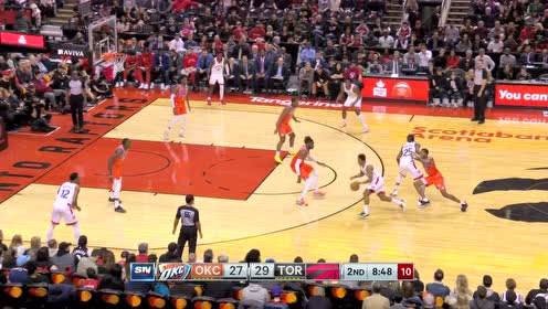 【NBA集锦】这防守形同虚设 洛瑞1V3上篮轻松打进