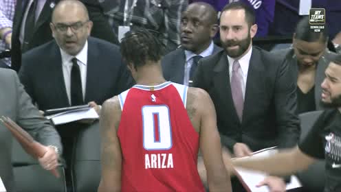 【NBA集錦】這球帥 阿里扎溜底起飛雙手暴扣