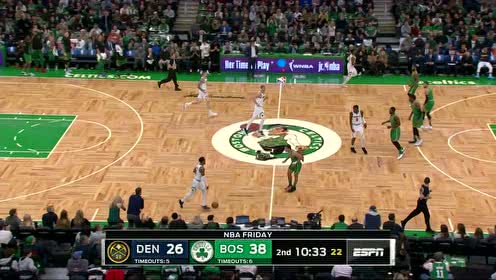 【NBA集锦】全场沸腾！塔图姆遭遇死亡缠绕连续两记三分