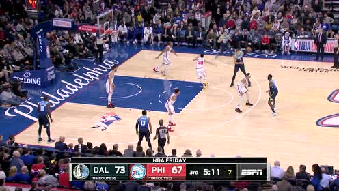 【NBA集錦】重錘火花終結(jié)對(duì)手 波爾津吉斯覓得空位突破暴扣懲罰