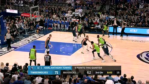 【NBA集锦】在对手头上抢板补篮！ 唐斯利用身高打出不讲理一球