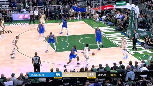 【NBA集锦】自带漂移瞄准镜 马修斯接球三分飙中