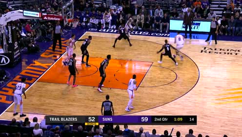 【NBA集锦】甜瓜化身背景板 乌布雷战斧式劈扣吓跑安东尼