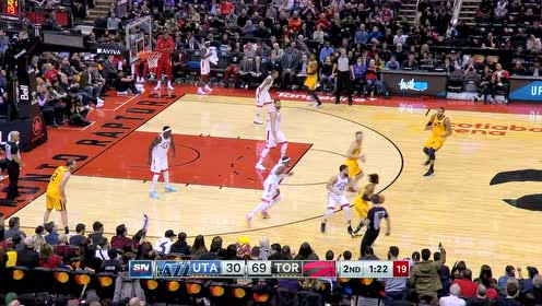 【NBA集锦】打破得分僵局 英格尔斯底角突施冷箭鼓舞军心