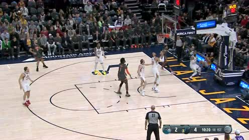 【NBA集锦】米切尔急停跳投秀翻天 直接导致戈登球鞋滑落