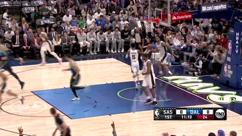 【NBA集錦】率先發(fā)難！ 史密斯底角三分穩(wěn)穩(wěn)命中