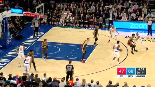 【NBA集锦】兰德尔不看人妙传非常到位 巴雷特中路空切滑翔劈扣