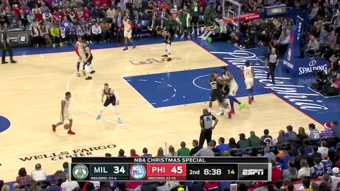 【NBA集錦】字母哥強殺籃下單臂劈扣 理查德森三分也中拒絕示弱