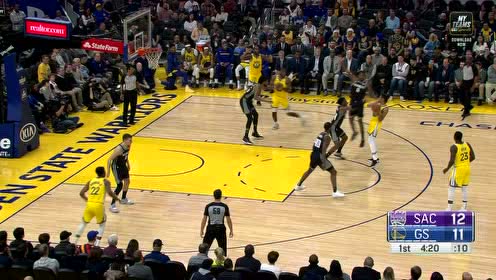 【NBA集錦】希爾德順下拉桿上籃命中 羅賓遜底角三分強(qiáng)勢(shì)回應(yīng)