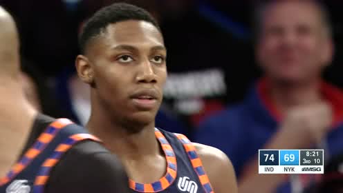 【NBA集錦】攻防都沒問題！巴雷特緊追飛起血帽扇飛蘭姆