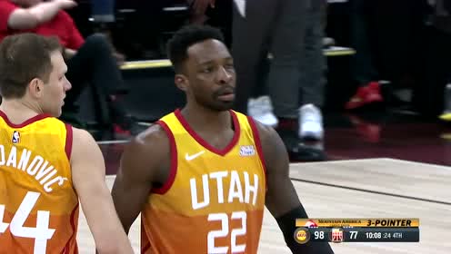【NBA集錦】 多點開花已成標(biāo)志 格林弧頂三分手起刀落