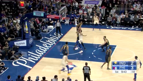 【NBA集錦】出色的防守閱讀 西蒙斯反擊瞅準(zhǔn)機(jī)會(huì)直插籃下得分