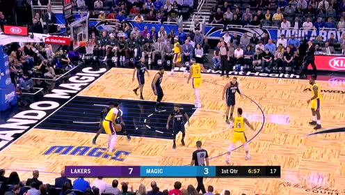 【NBA集锦】浓眉哥状态大好 中距离跳投轻松得手