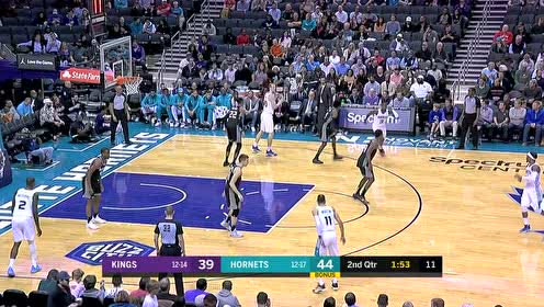 【NBA集錦】夏洛特禿曼巴 澤勒無懼封蓋內(nèi)線1挑2打進還有加罰