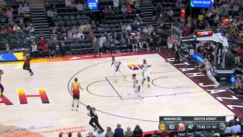 【NBA集錦】個人能力爆發(fā) 米切爾花招盡顯連奪6分掀波逐浪