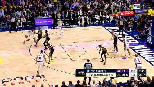 【NBA集錦】“禿”進去就是一記暴力補扣 卡魯索這球必入十佳球