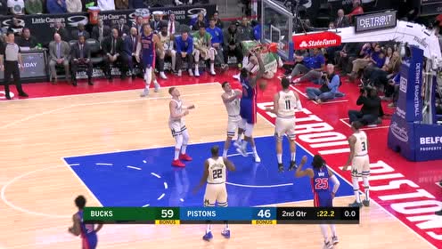 【NBA集錦】羅斯轉(zhuǎn)身拋投不中 莊神拔地而起雙手補(bǔ)扣