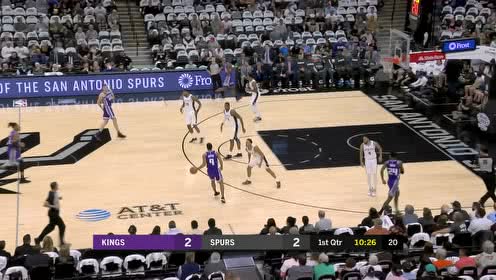 【NBA集錦】籃下嗅覺敏銳 霍姆斯籃下補扣得手