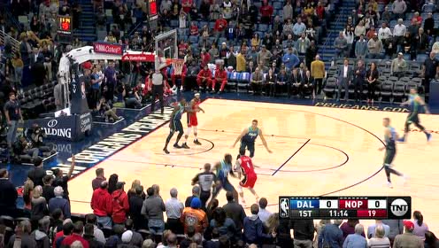 【NBA集錦】開(kāi)場(chǎng)進(jìn)攻內(nèi)外開(kāi)花 鵜鶘連續(xù)開(kāi)火先下一城