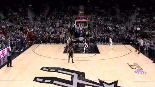 【NBA集錦】德羅贊關(guān)鍵罰球兩罰不中 樂福見血封喉三分命中扳平比分
