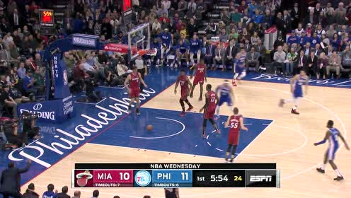 【NBA集锦】扣篮大赛50分 哈里斯虚晃突破溜底线单臂反身劈扣得手