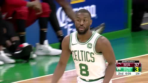【NBA集錦】接球就投毫不猶豫 沃克三分線外自信出手穩(wěn)穩(wěn)打進(jìn)