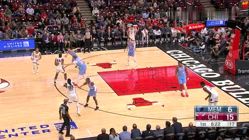 【NBA集錦】干凈利落脆 瓊斯后仰跳投穩(wěn)穩(wěn)命中