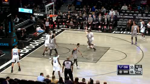 【NBA集锦】天钩附体！布里奇斯突破大勾手打板命中