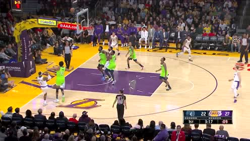 【NBA集锦】面对唐斯照样单打 波普命中撤步长两分