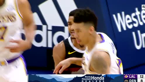 【NBA集錦】瞅準時機果斷出手 哈里森穩(wěn)健中投兩分命中
