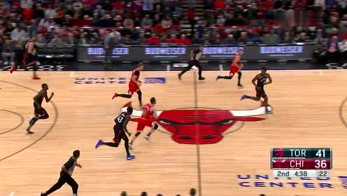 【NBA集錦】進(jìn)攻行云流水 拉文大踏步飛躍上籃勢不可擋