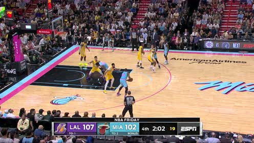 【NBA集錦】就需要這種自信 羅賓遜關(guān)鍵三分引全場歡呼