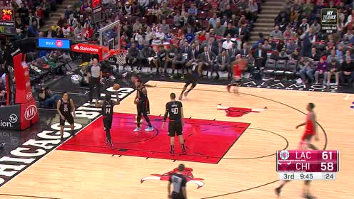 【NBA集锦】话不多说!萨托兰斯基击地助飞拉文漂移挂筐势不可挡