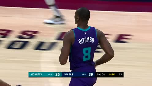【NBA集錦】手部連線堪比魔術(shù)師 比永博腳踩彈簧干拔戰(zhàn)斧劈扣