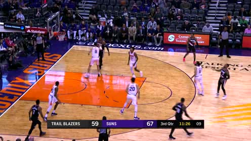 【NBA集锦】利拉德时间!冷面杀手借挡拆掩护连续两记三分球