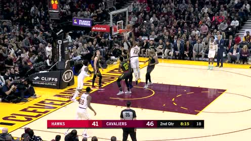 【NBA集锦】特雷杨强突不成!波特快攻欧洲步上篮得手