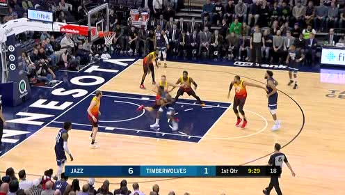 【NBA集锦】变向突破撕裂防线 维金斯转身抛投一条龙得手