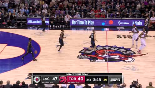 【NBA集锦】必须得站出来了!西亚卡姆背打乔治招牌翻身勾手命中