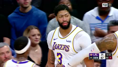 【NBA集錦】濃眉哥被一坨肉擊敗 詹姆斯連忙拉住戴維斯
