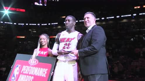 【NBA集锦】笑的像个孩子!纳恩喜提十月十一月东部月最佳新秀奖