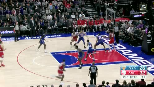 【NBA集錦】博格達諾維奇外線瞄準(zhǔn) 暴起怒射三分一發(fā)入魂