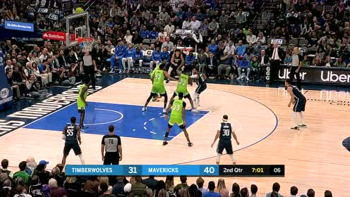 【NBA集锦】今天真是手感爆炸 鲍威尔顶弧空位三分稳稳命中