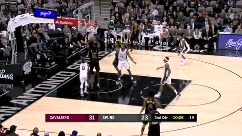 【NBA集錦】這餅喂得舒服 亨森中路突襲雙手暴扣