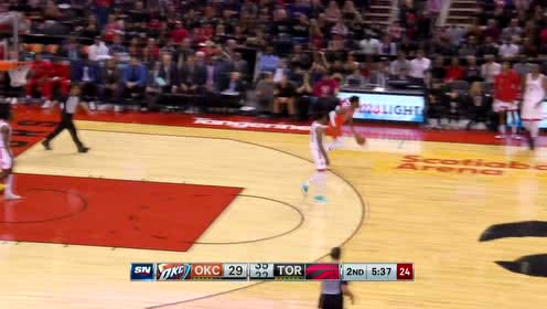 【NBA集锦】范弗利特炮弹妙传直达前场 阿奴诺比腾空而起滑翔炸筐
