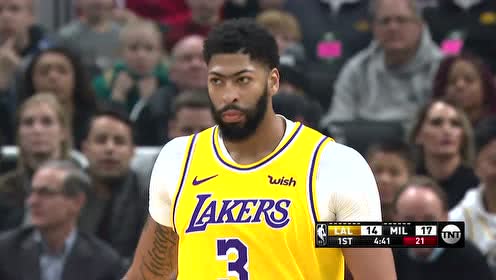 【NBA集錦】濃眉與麥基完美配合 前者空中一拋后者二樓就位暴扣終結(jié)